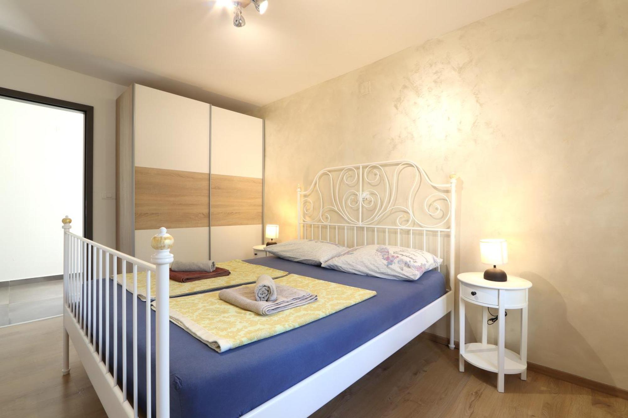 Holiday House "Laurus Garden" With Private Parking Medulin Exterior photo